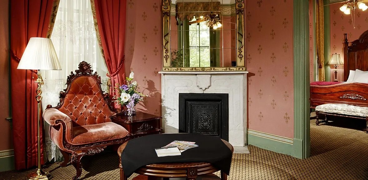 Crescent Hotel Rooms | Eureka Springs Historic Guest Rooms
