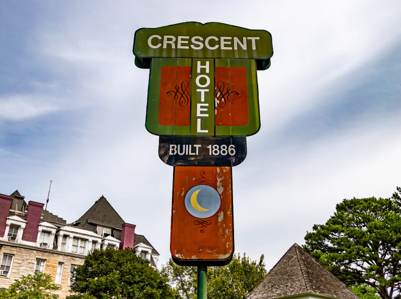 1886 Crescent Hotel in Eureka Springs exterior sign